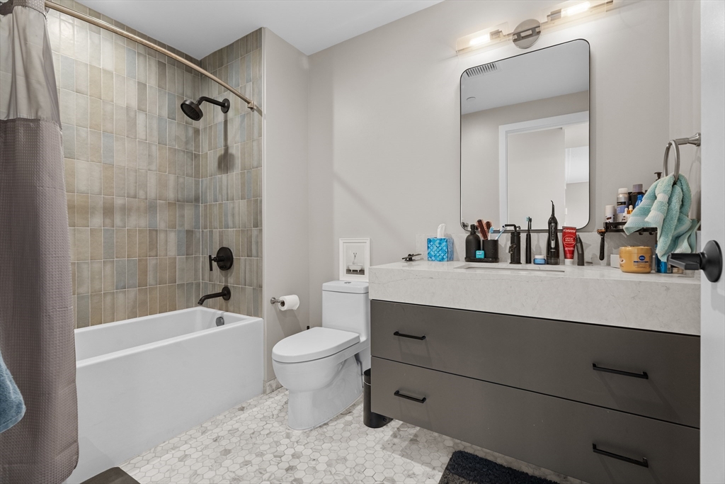 2 bed, 2 bath apartment for rent at 70 Leo M Birmingham Pkwa Unit U402, Allston — photo 7 of 30