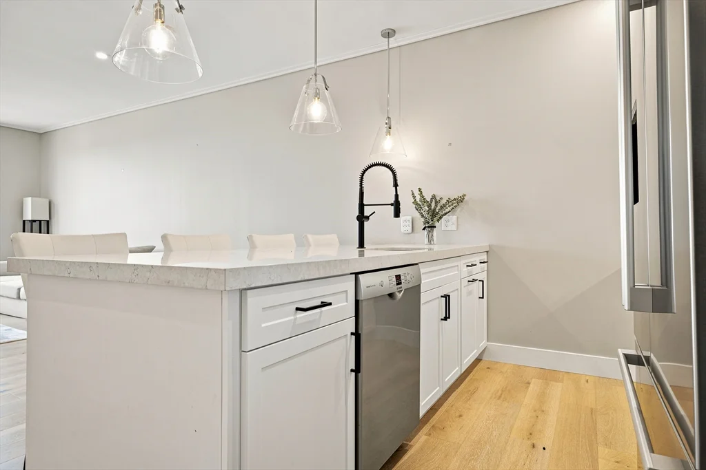 1 bed, 1 bath apartment for rent at 70 Leo M Birmingham Pkwa Unit U501, Brighton — photo 3 of 33