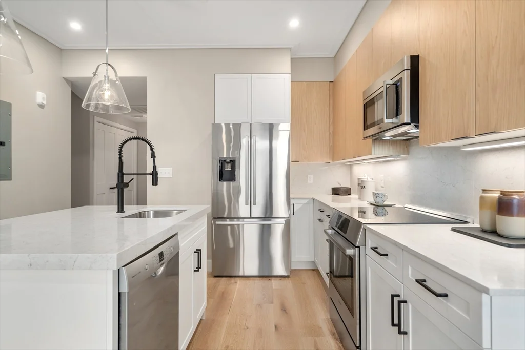 1 bed, 1 bath apartment for rent at 70 Leo M Birmingham Pkwy Unit 416, Brighton — photo 4 of 20