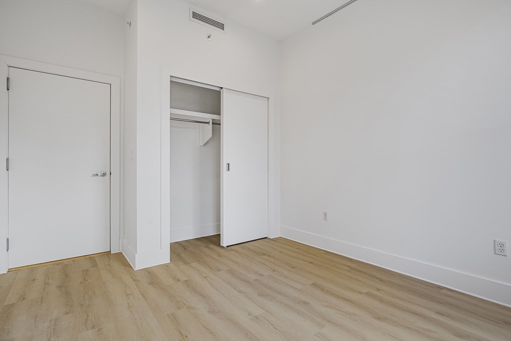 2 bed, 2 bath apartment for rent at 70 Lincoln St Unit 213, Leather District — photo 15 of 37