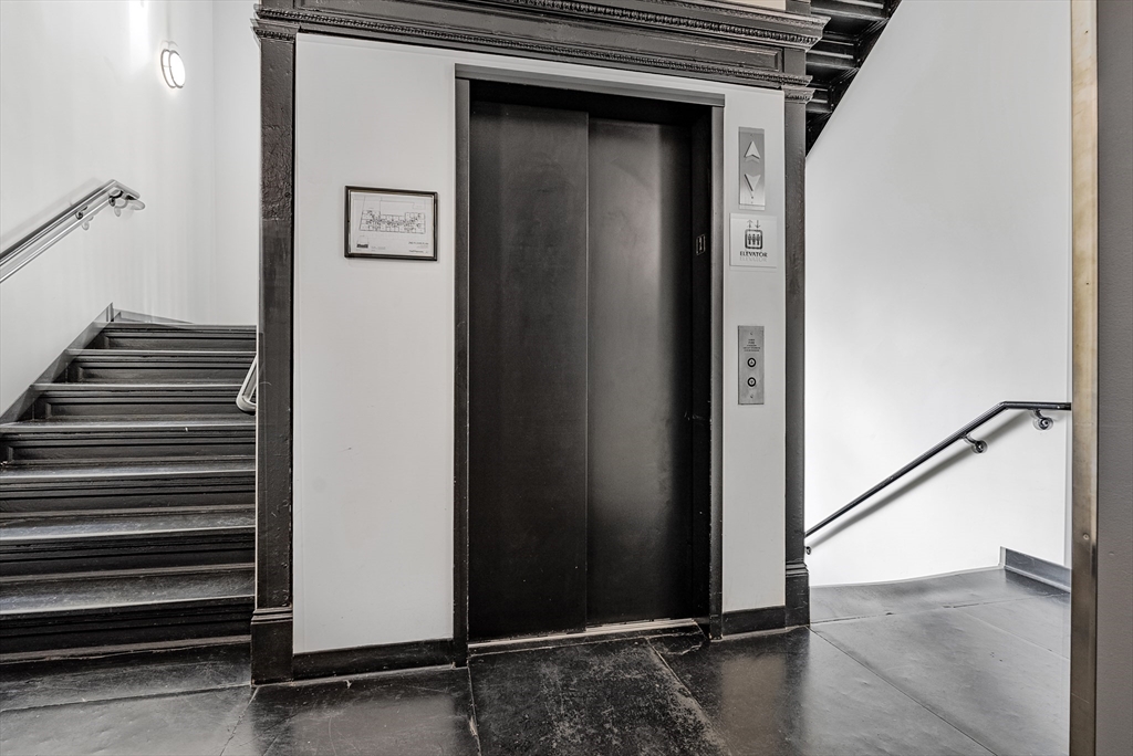 2 bed, 2 bath apartment for rent at 70 Lincoln St Unit 213, Leather District — photo 27 of 37