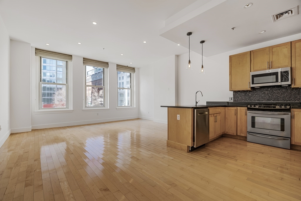 2 bed, 2 bath apartment for rent at 70 Lincoln St Unit 213, Leather District — photo 29 of 37