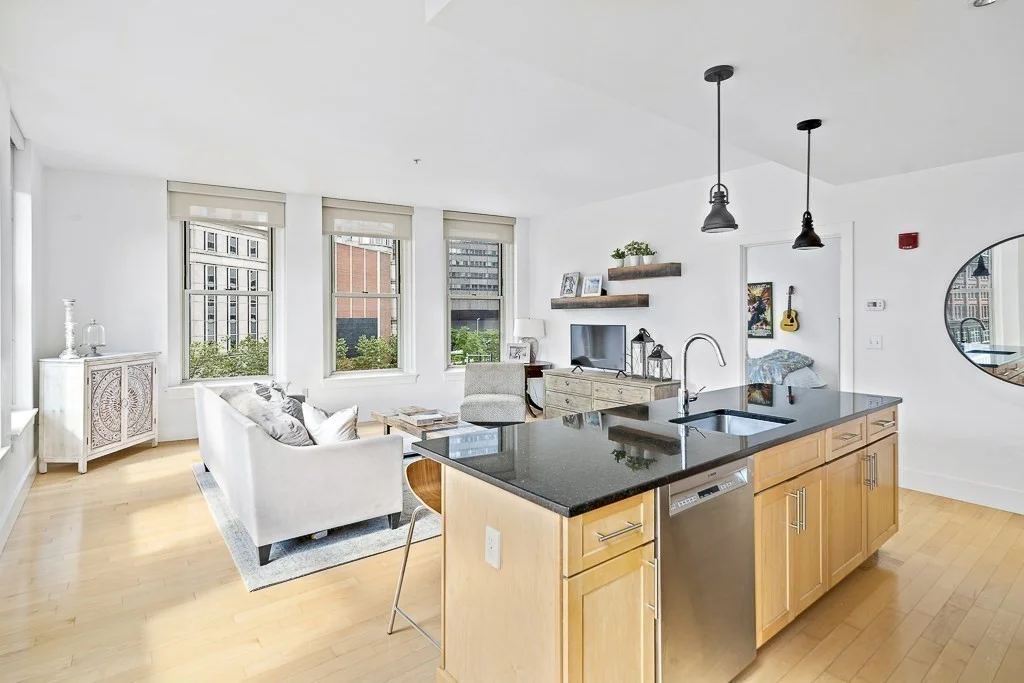 2 bed, 2 bath apartment for rent at 70 Lincoln St Unit L412, Leather District — photo 4 of 17