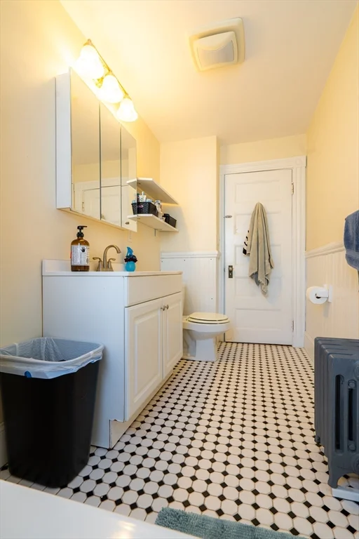 4 bed, 1 bath apartment for rent at 70 Mapleton St Unit 70, Brighton — photo 17 of 22