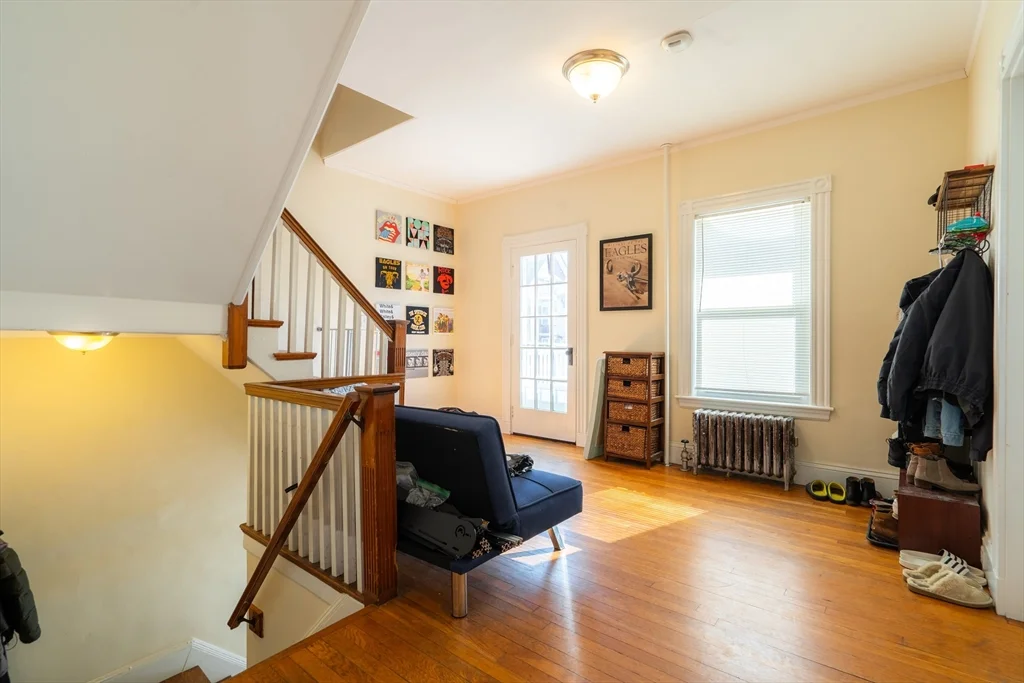4 bed, 1 bath apartment for rent at 70 Mapleton St Unit 70, Brighton — photo 9 of 22