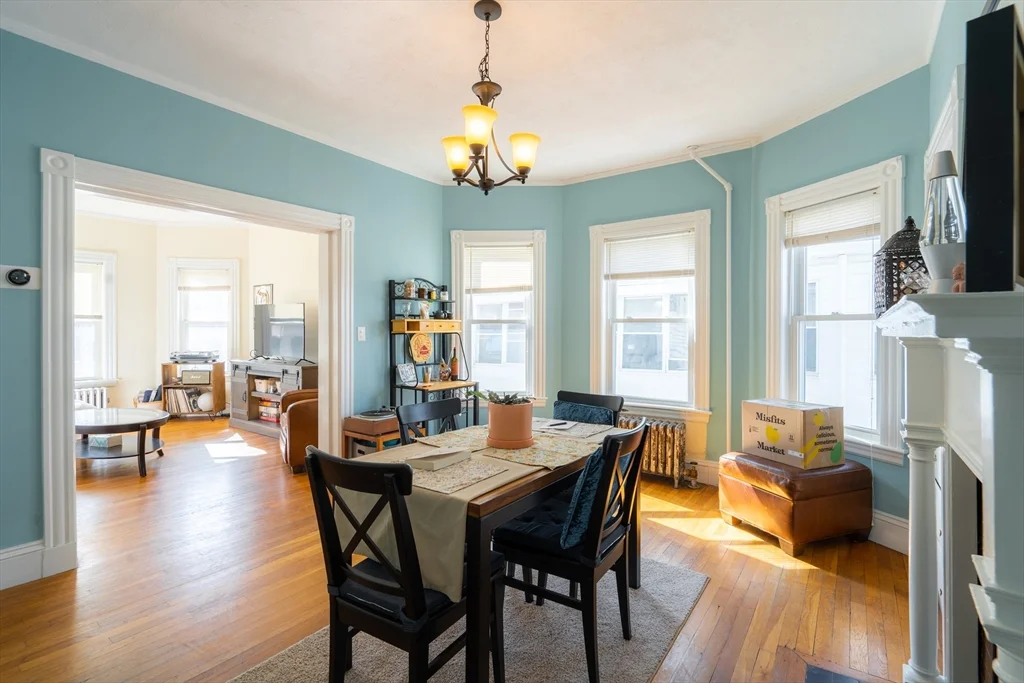 4 bed, 1 bath apartment for rent at 70 Mapleton St Unit 70, Brighton — photo 4 of 22