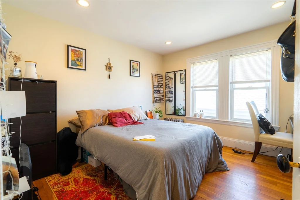 4 bed, 1 bath apartment for rent at 70 Mapleton St Unit 70, Brighton — photo 12 of 22