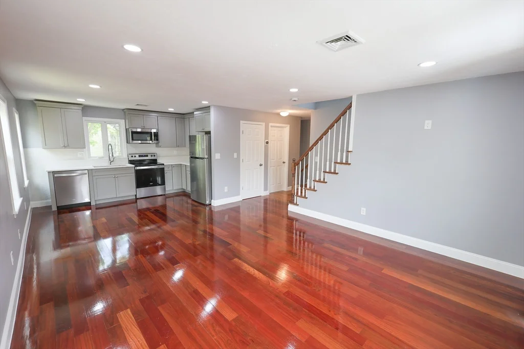 2 bed, 2 bath apartment for rent at 70 Mount Hope St Unit 2, Roslindale — photo 5 of 19