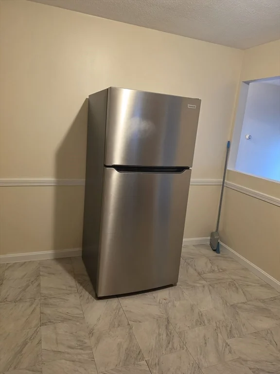 1 bed, 1 bath apartment for rent at 70 Mudge Unit 8, Lynn — photo 2 of 7