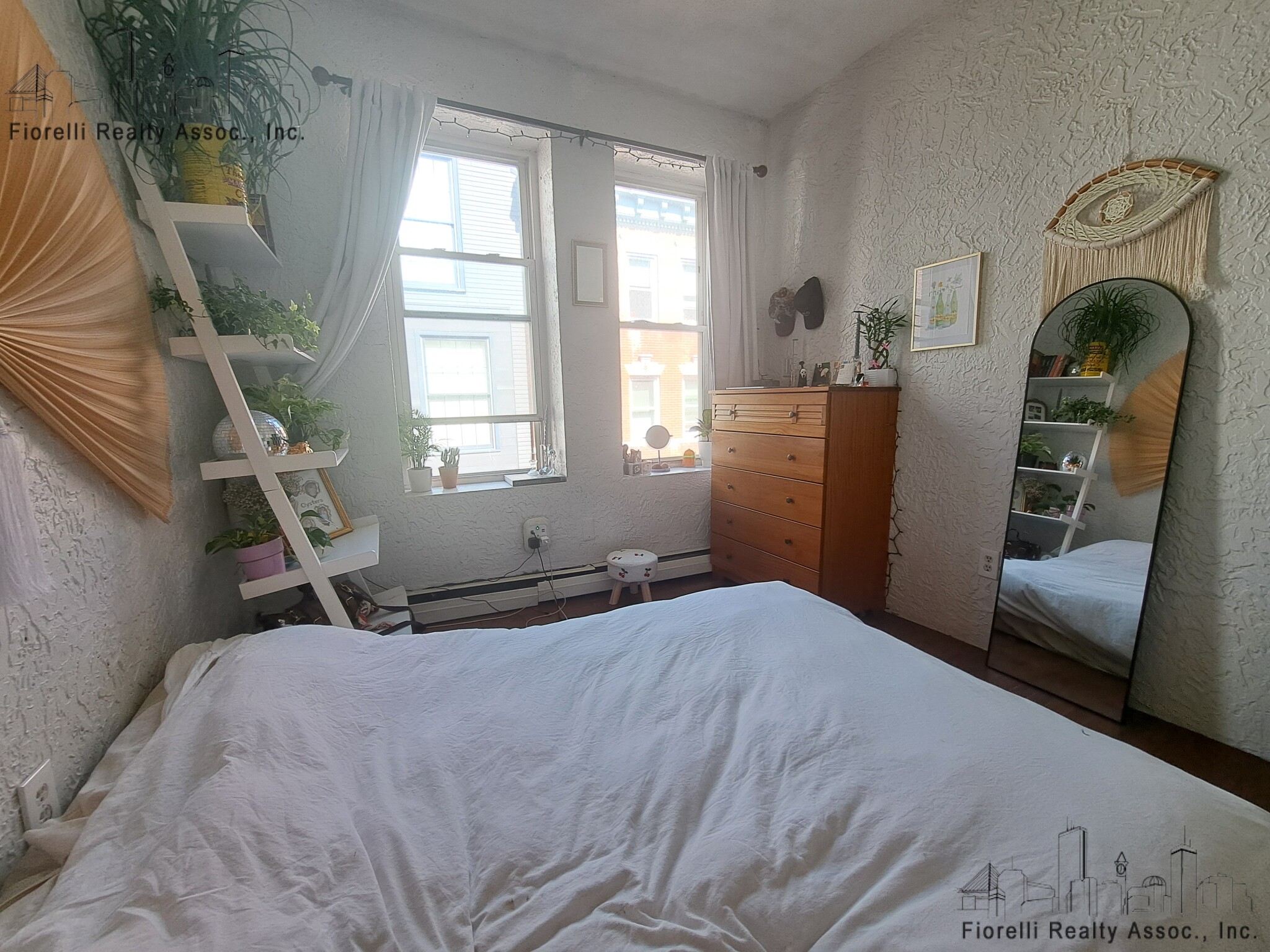 2.5 bed, 1 bath apartment for rent at 70 North Margin St Unit 3, North End — photo 3 of 11