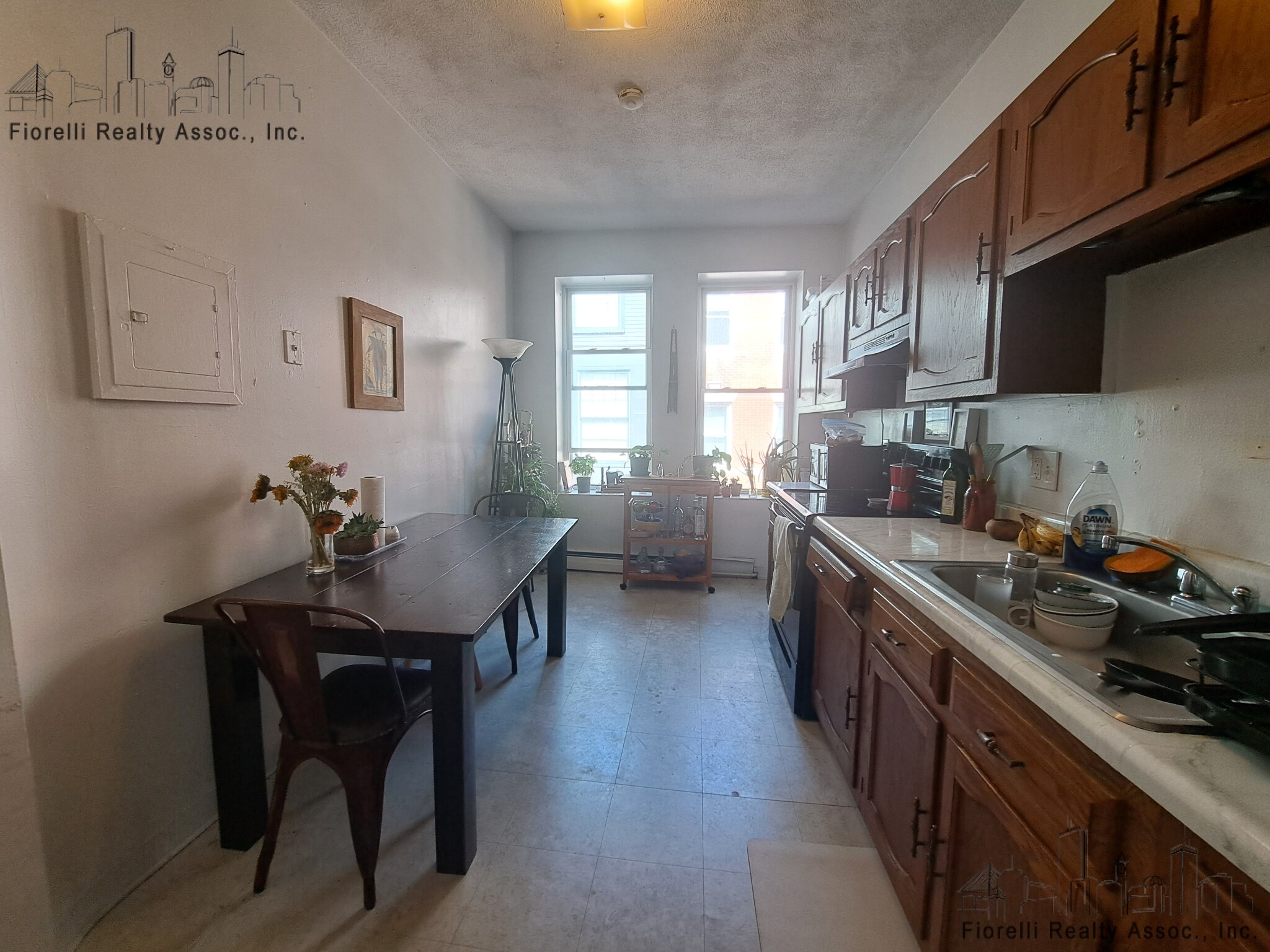 2.5 bed, 1 bath apartment for rent at 70 North Margin St Unit 3, North End — photo 6 of 11