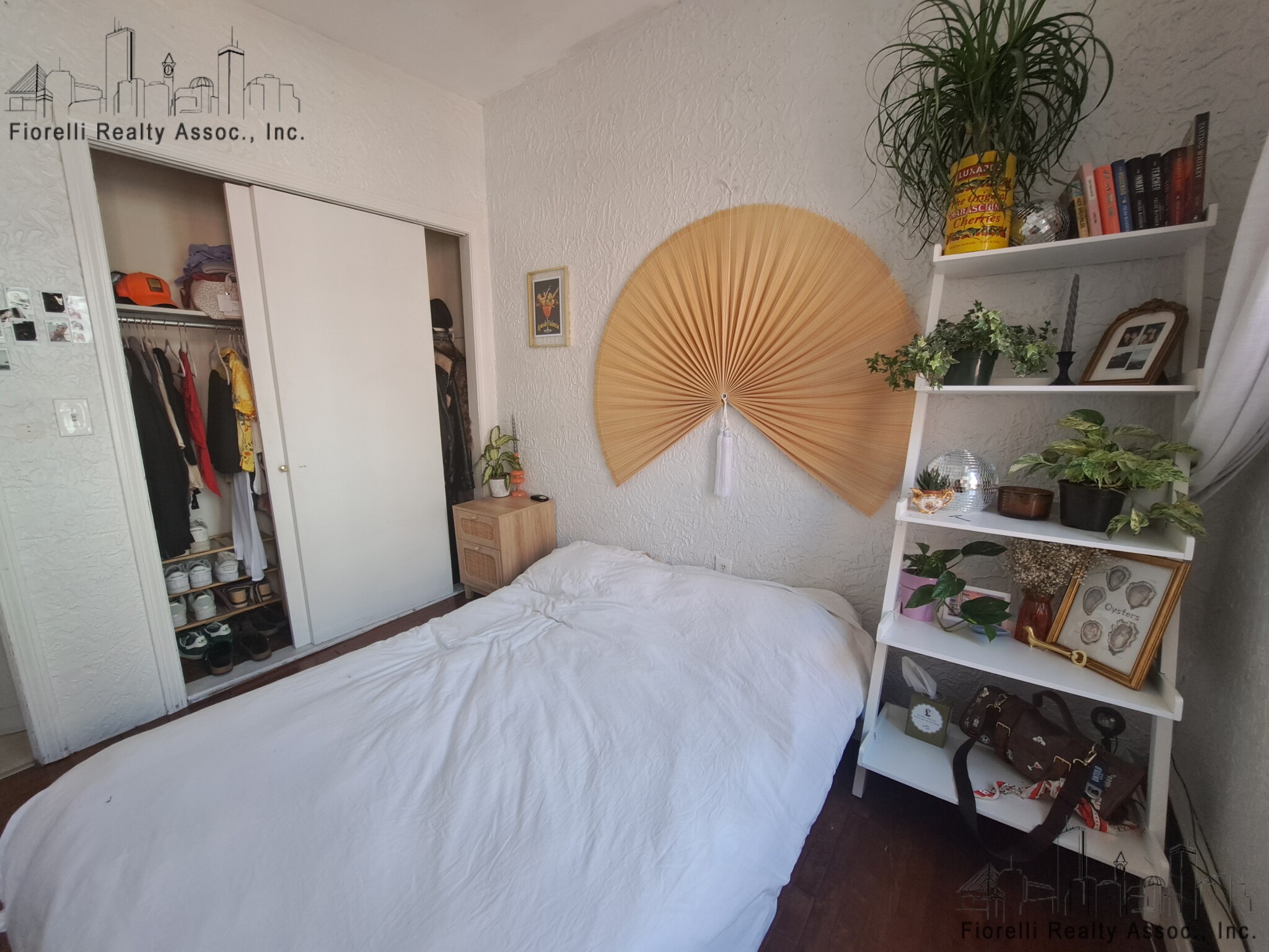 2.5 bed, 1 bath apartment for rent at 70 North Margin St Unit 3, North End — photo 2 of 11