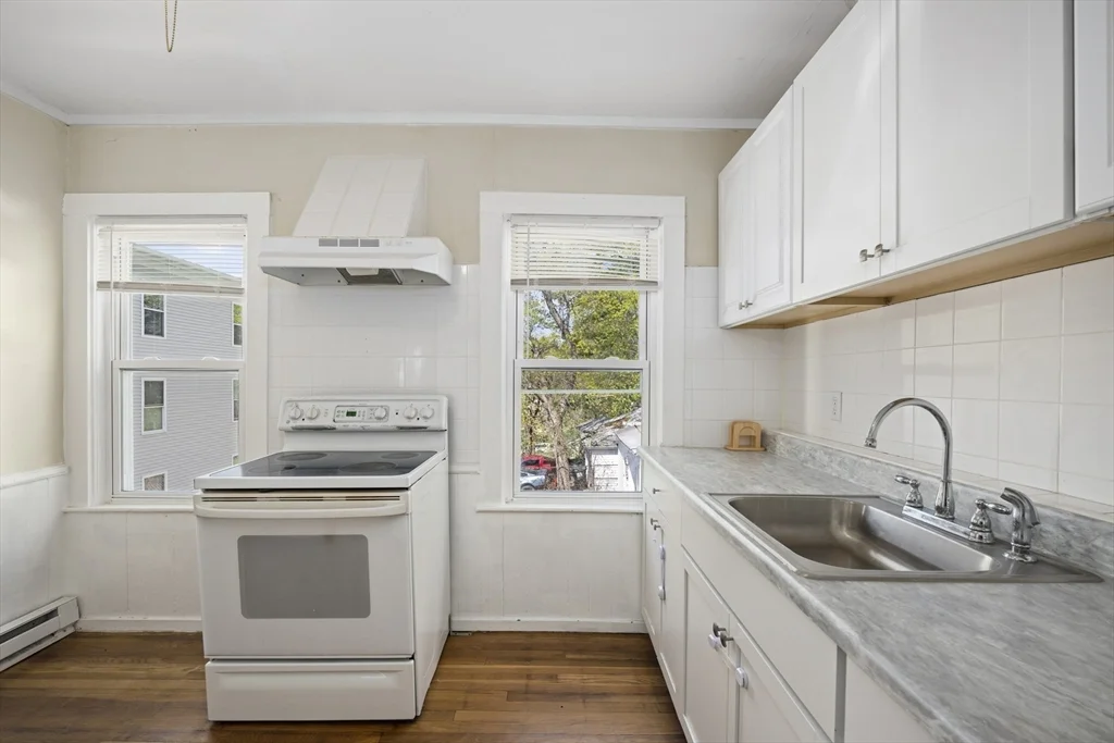 3 bed, 1 bath apartment for rent at 70 North St Unit 70, Ware — photo 4 of 29