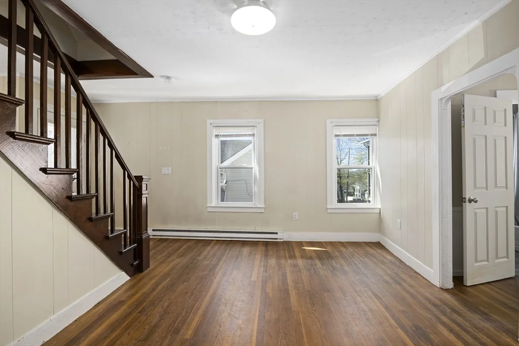 3 bed, 1 bath apartment for rent at 70 North St Unit 70, Ware — photo 9 of 29