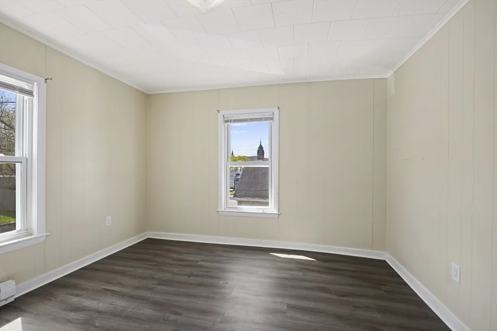 3 bed, 1 bath apartment for rent at 70 North St Unit 70, Ware — photo 18 of 29