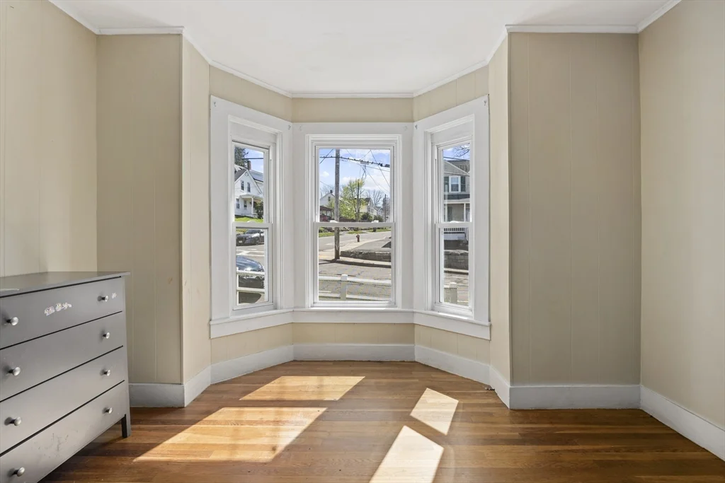 3 bed, 1 bath apartment for rent at 70 North St Unit 70, Ware — photo 13 of 29