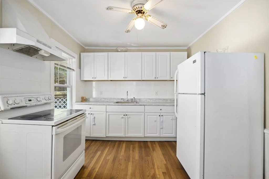 3 bed, 1 bath apartment for rent at 70 North St Unit 70, Ware — photo 2 of 29
