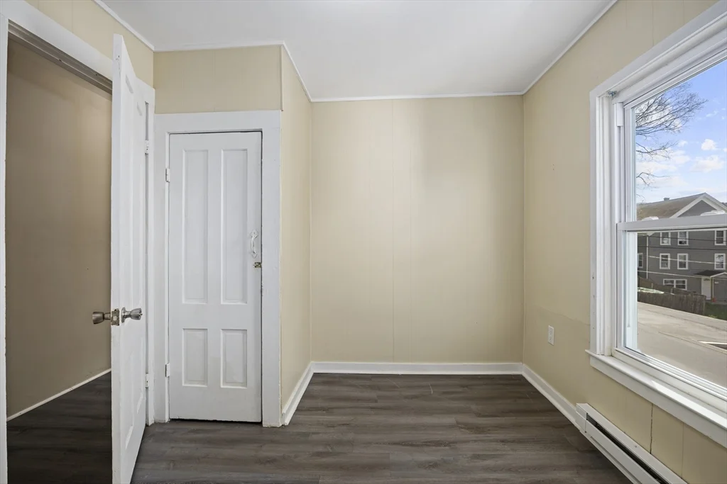 3 bed, 1 bath apartment for rent at 70 North St Unit 70, Ware — photo 24 of 29