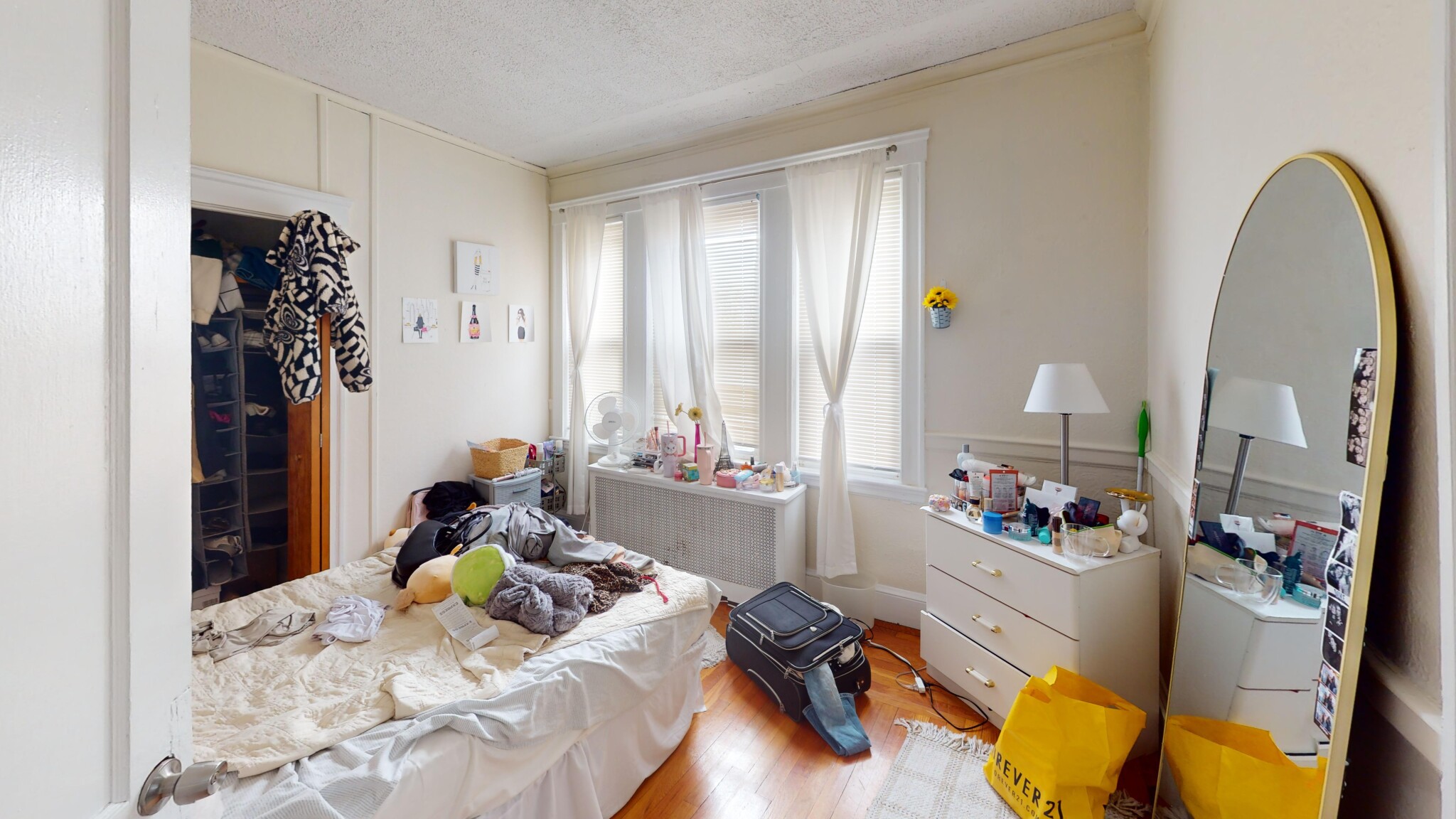 4 bed, 2 bath apartment for rent at 70 Nottinghill Unit 1, Brighton — photo 7 of 10