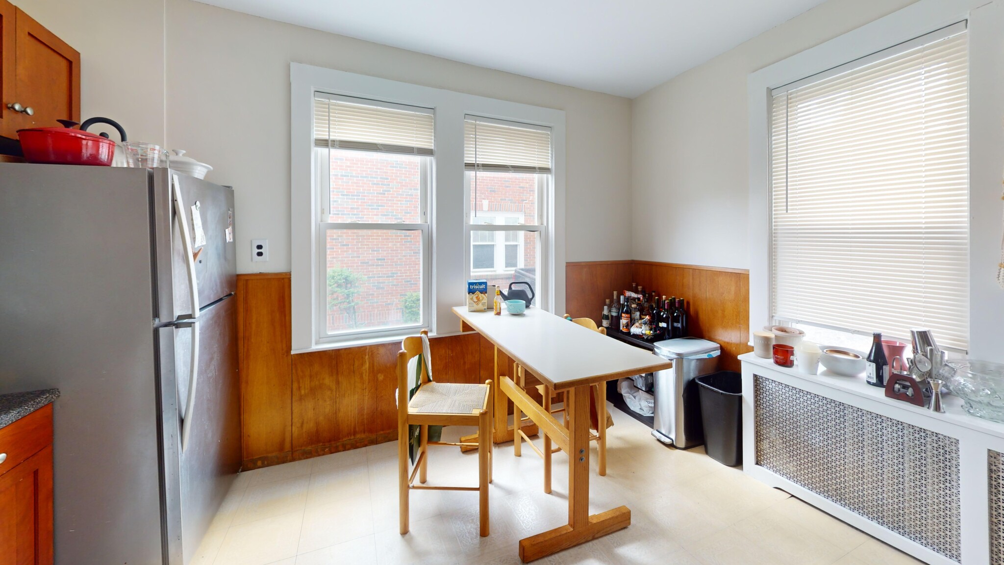 4 bed, 2 bath apartment for rent at 70 Nottinghill Unit 1, Brighton — photo 3 of 10