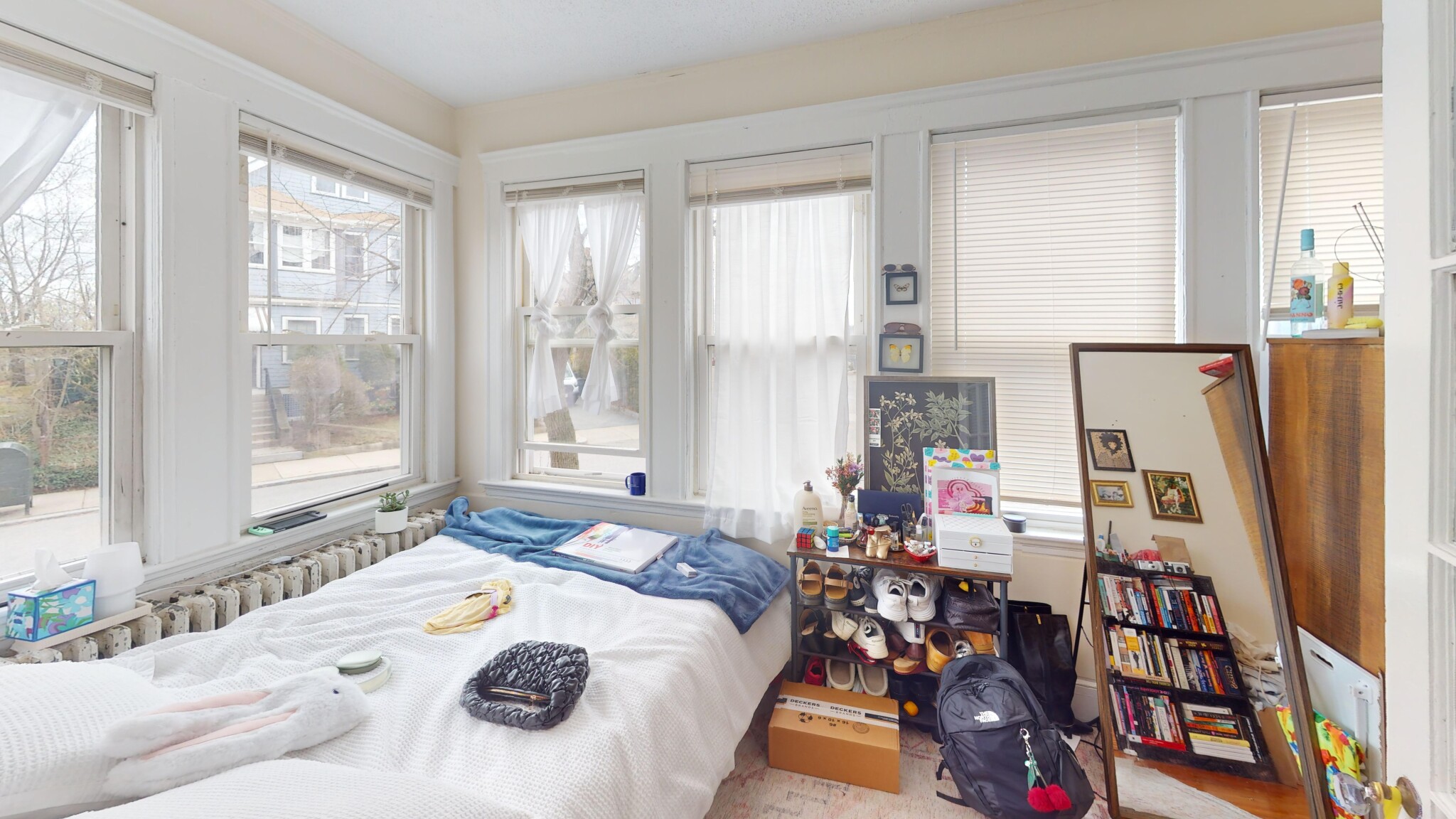 4 bed, 2 bath apartment for rent at 70 Nottinghill Unit 1, Brighton — photo 5 of 10