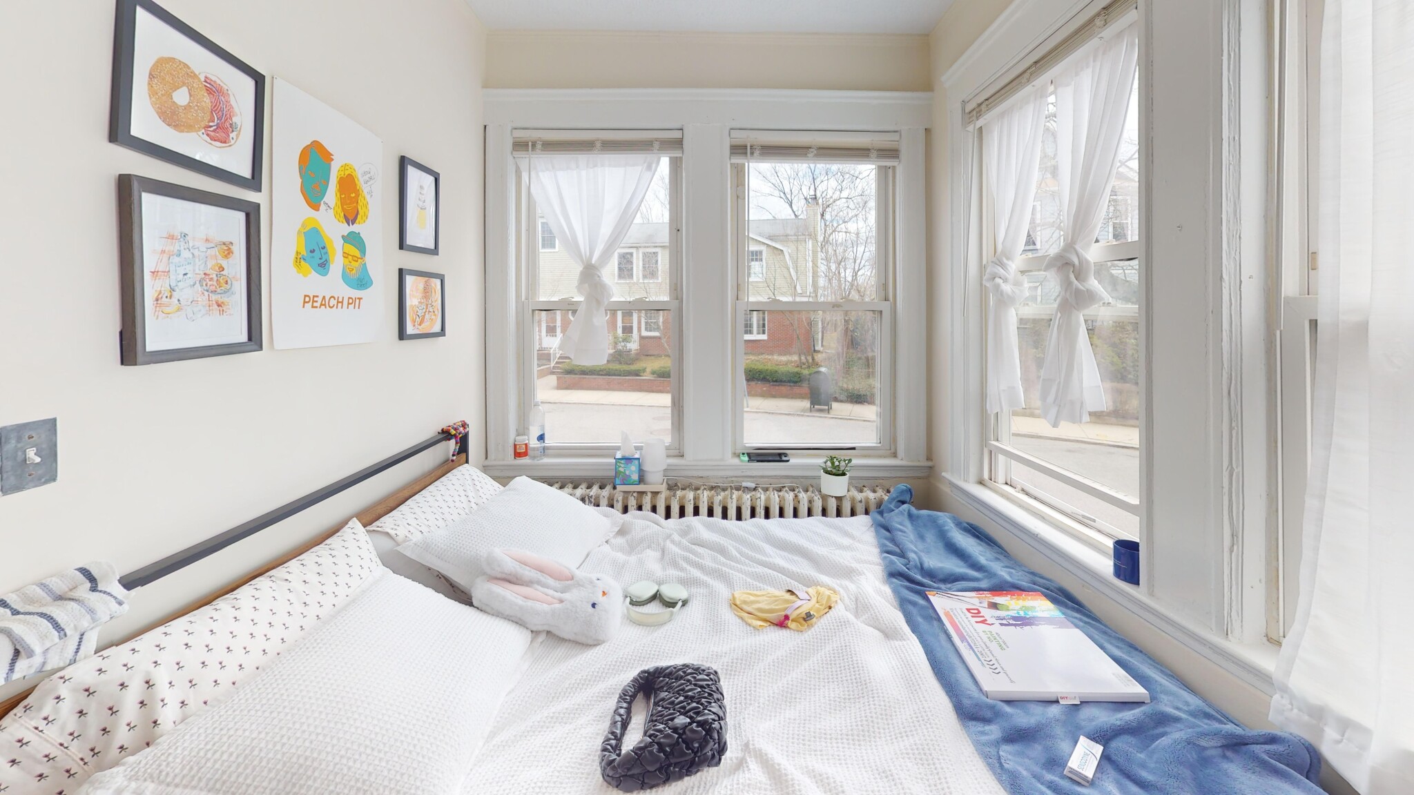 4 bed, 2 bath apartment for rent at 70 Nottinghill Unit 1, Brighton — photo 6 of 10