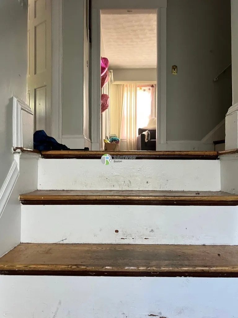 5 bed, 1.5 bath apartment for rent at 70 Ossipee Rd Unit 2, Teele Square — photo 11 of 18