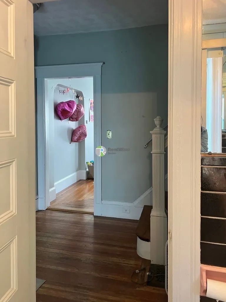 5 bed, 1.5 bath apartment for rent at 70 Ossipee Rd Unit 2, Teele Square — photo 9 of 18