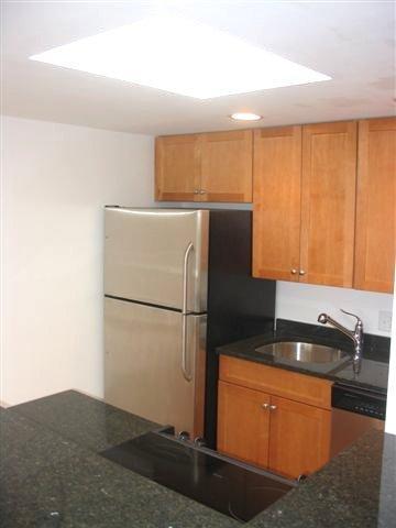 2 bed, 1 bath apartment for rent at 70 Park St Unit 6, Ward Two — photo 3 of 8