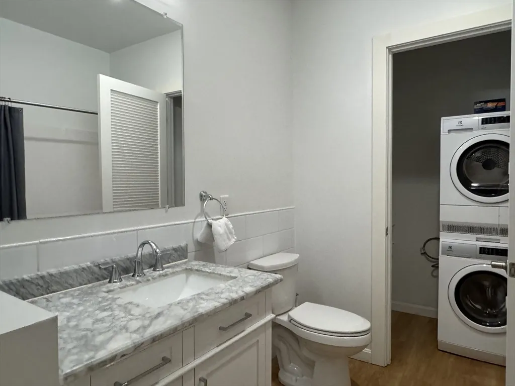 2 bed, 2 bath apartment for rent at 70 Parker Hill Ave Unit 105, Coolidge Corner — photo 5 of 15