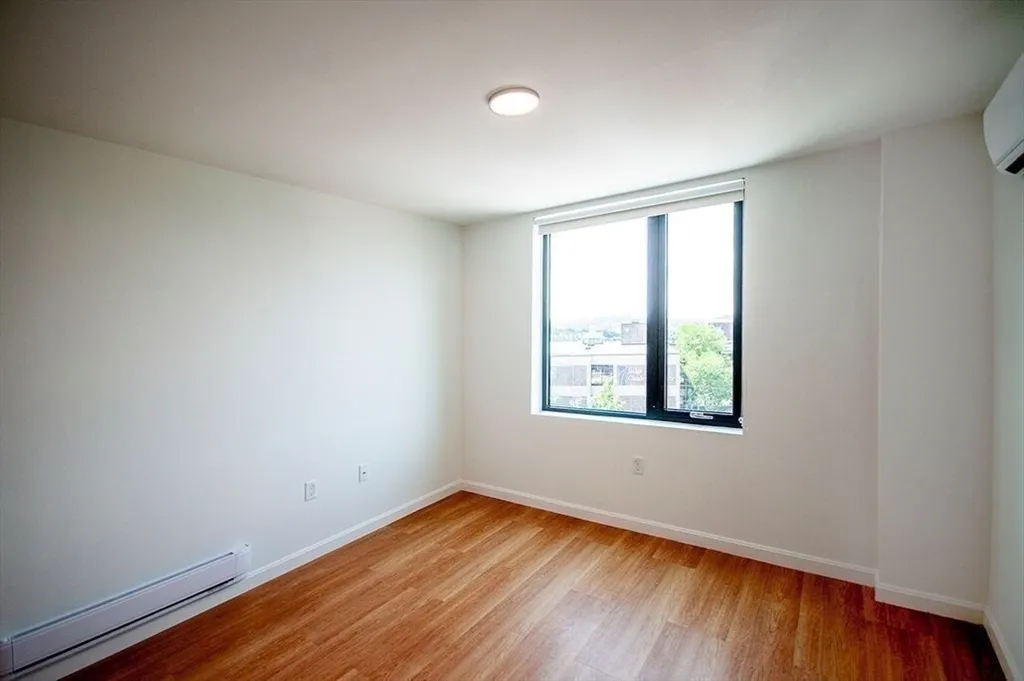 2 bed, 2 bath apartment for rent at 70 Parker Hill Ave Unit 201, Mission Hill — photo 8 of 16