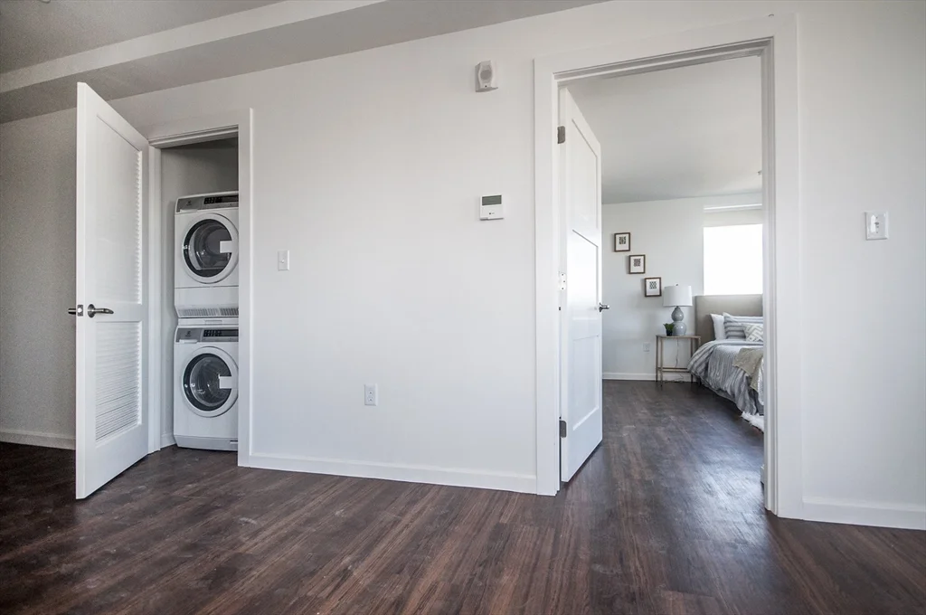 2 bed, 2 bath apartment for rent at 70 Parker Hill Ave Unit 305, Mission Hill — photo 5 of 15