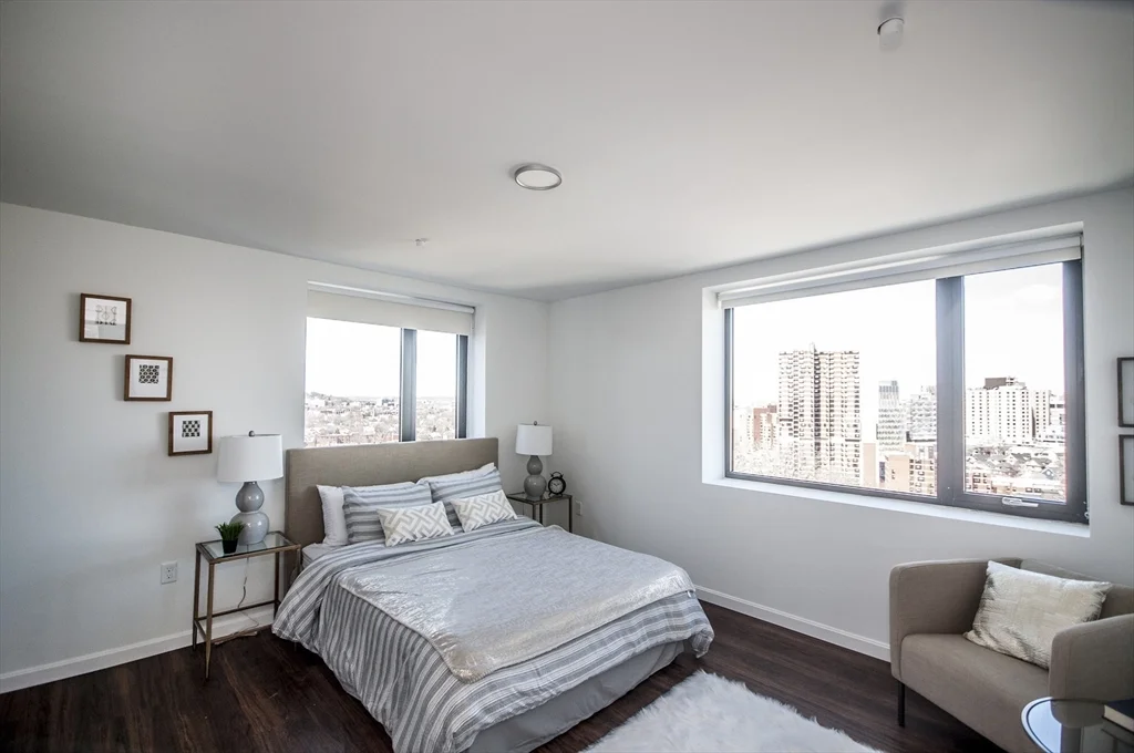 2 bed, 2 bath apartment for rent at 70 Parker Hill Ave Unit 305, Mission Hill — photo 7 of 15