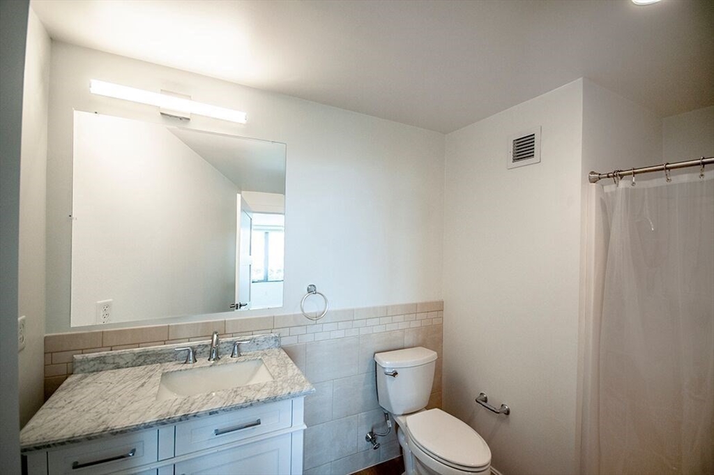 2 bed, 2 bath apartment for rent at 70 Parker Hill Ave Unit 401, Mission Hill — photo 12 of 18