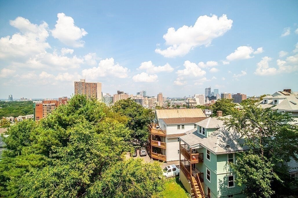 2 bed, 2 bath apartment for rent at 70 Parker Hill Ave Unit 401, Mission Hill — photo 6 of 18