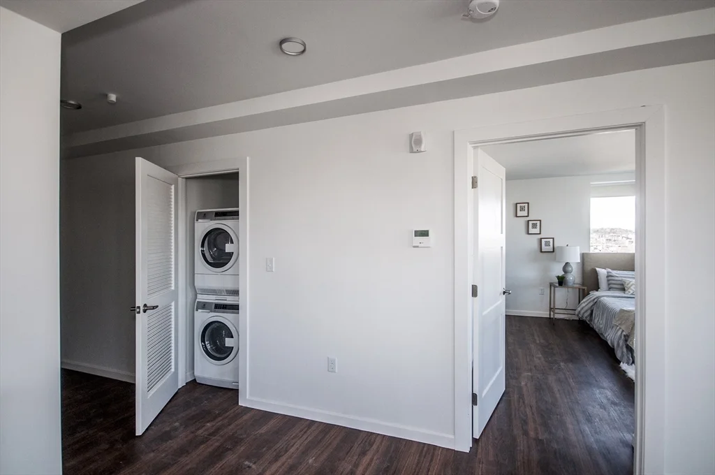 2 bed, 2 bath apartment for rent at 70 Parker Hill Ave Unit 505, Coolidge Corner — photo 5 of 16