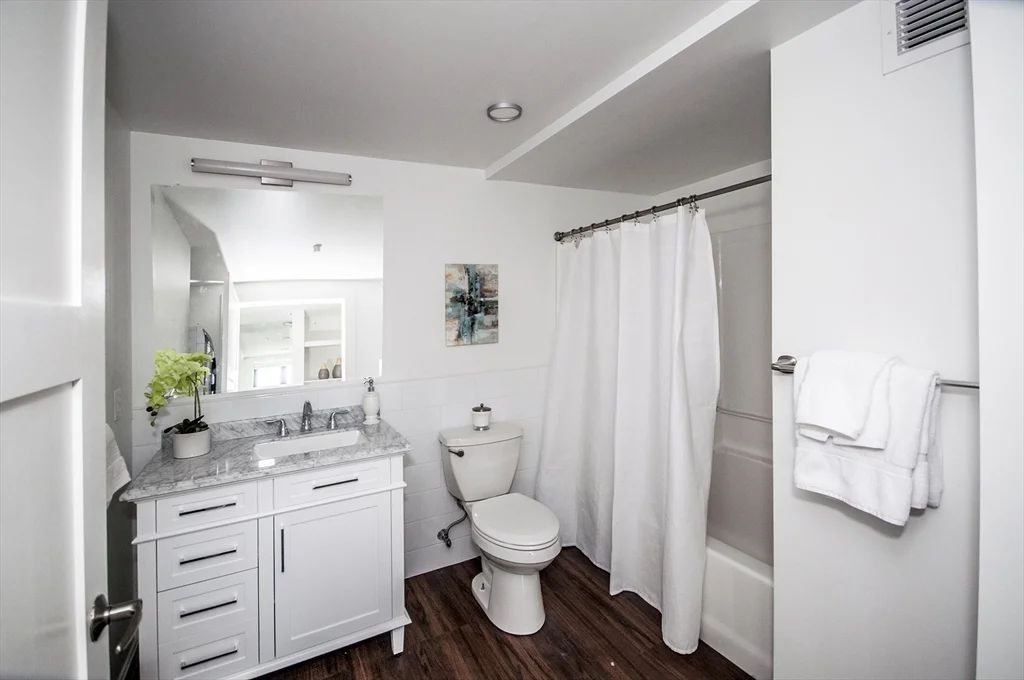 2 bed, 2 bath apartment for rent at 70 Parker Hill Ave Unit 505, Coolidge Corner — photo 8 of 16
