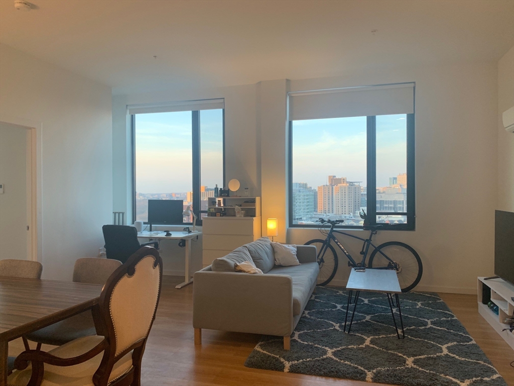 2 bed, 2 bath apartment for rent at 70 Parker Hill Ave Unit 601, Mission Hill — photo 3 of 13