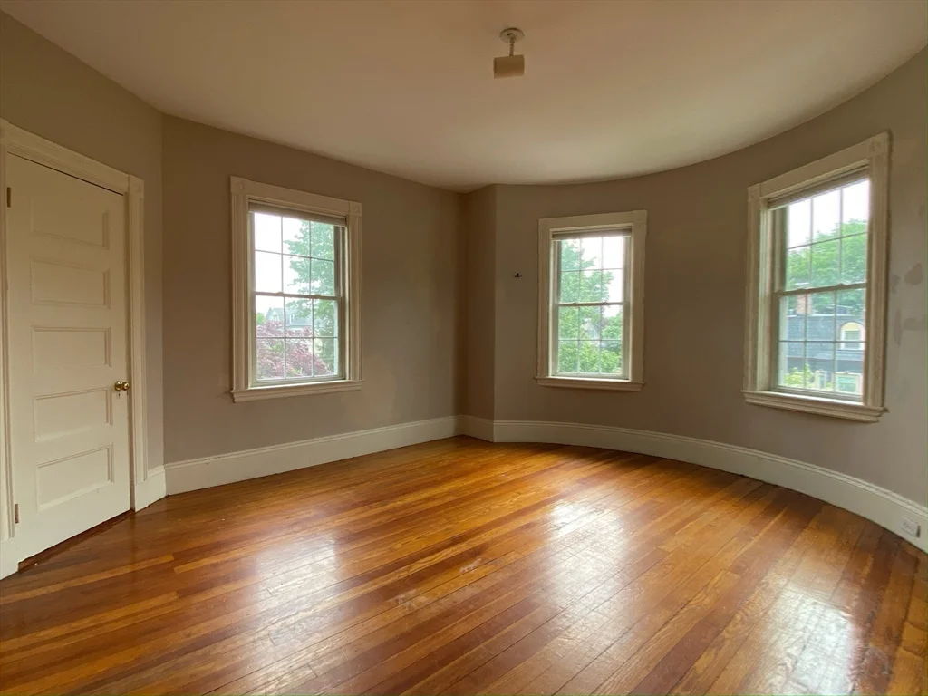 3 bed, 2 bath apartment for rent at 70 Perry St Unit 3, Coolidge Corner — photo 8 of 27