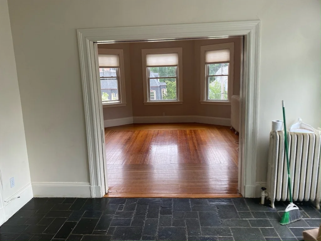 3 bed, 2 bath apartment for rent at 70 Perry St Unit 3, Coolidge Corner — photo 7 of 27