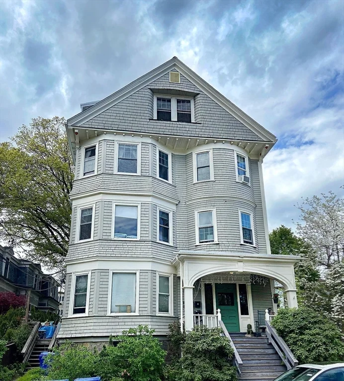 3 bed, 2 bath apartment for rent at 70 Perry St Unit 3, Coolidge Corner — photo 22 of 27