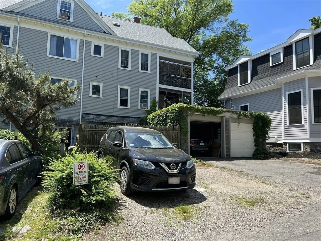 3 bed, 2 bath apartment for rent at 70 Perry St Unit 3, Coolidge Corner — photo 23 of 27