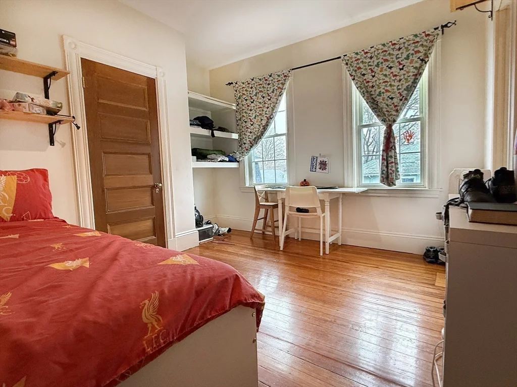 3 bed, 2 bath apartment for rent at 70 Perry St Unit 3, Coolidge Corner — photo 11 of 27