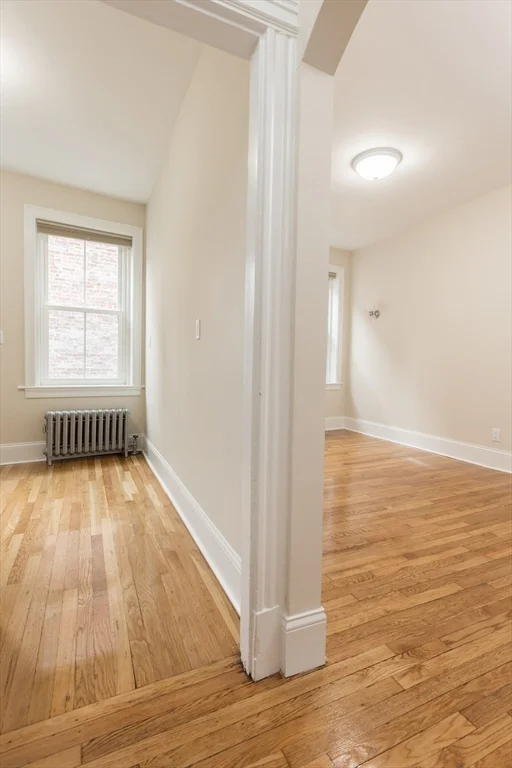 1 bed, 1 bath apartment for rent at 70 Phillips St Unit 6, Beacon Hill — photo 7 of 18