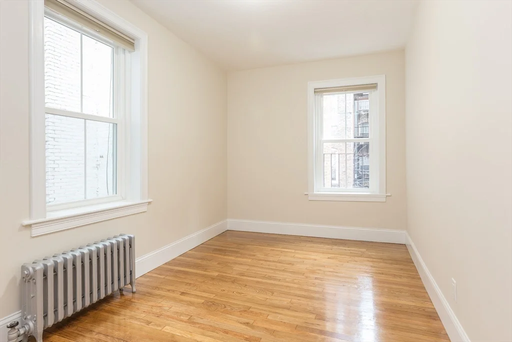 1 bed, 1 bath apartment for rent at 70 Phillips St Unit 6, Beacon Hill — photo 8 of 18