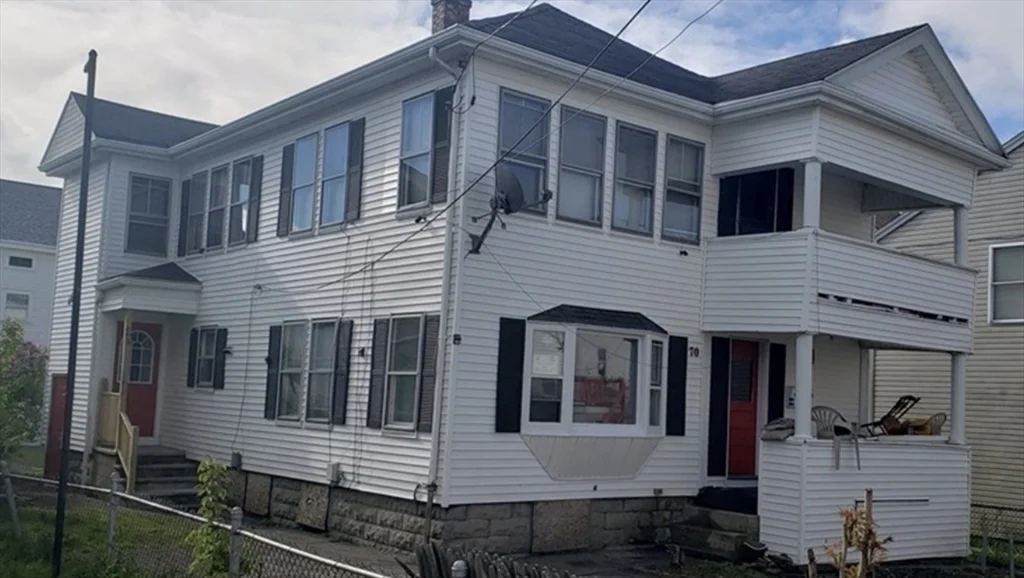 3 bed, 1 bath apartment for rent at 70 Price Pi Unit 1, Fall River