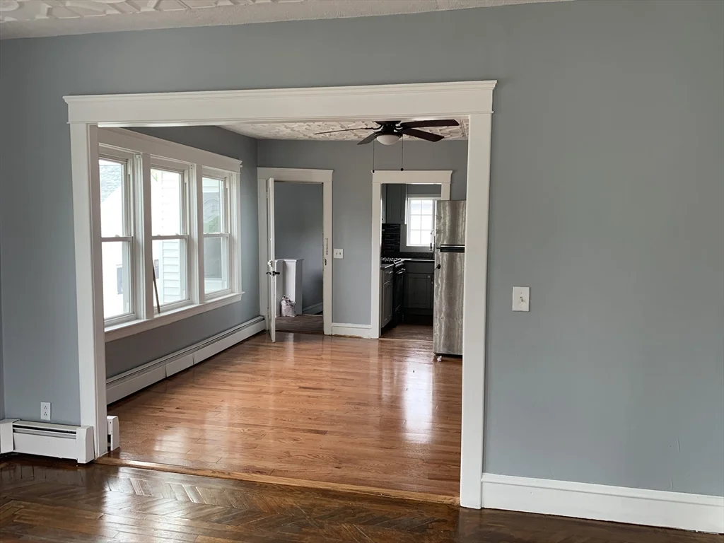 3 bed, 1 bath apartment for rent at 70 Price Pl Unit 2, Fall River — photo 4 of 11
