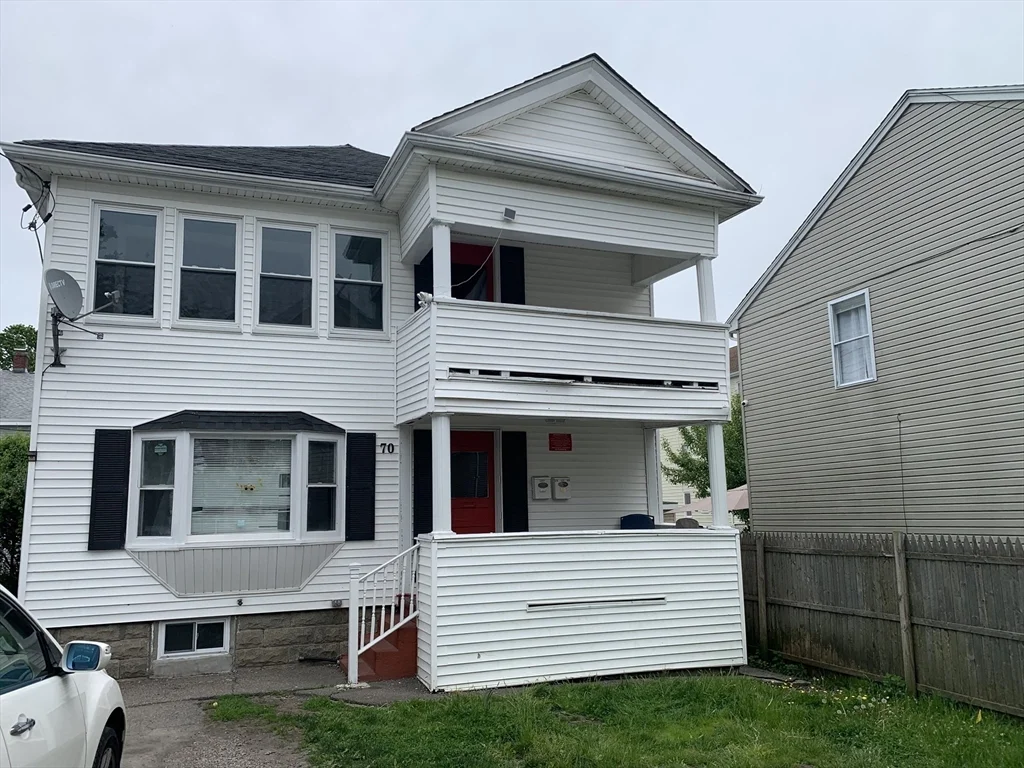 3 bed, 1 bath apartment for rent at 70 Price Pl Unit 2, Fall River — photo 10 of 11