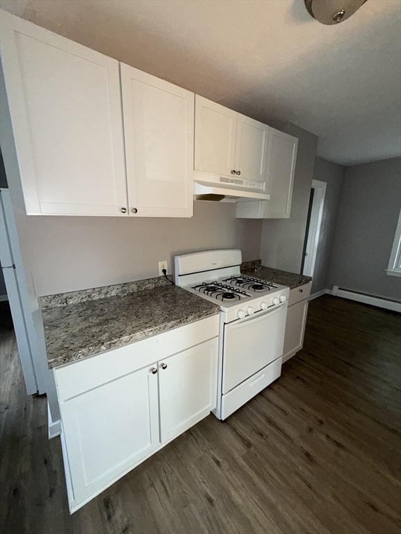 2 bed, 1 bath apartment for rent at 70 Prichard St Unit 1, Fitchburg — photo 4 of 9