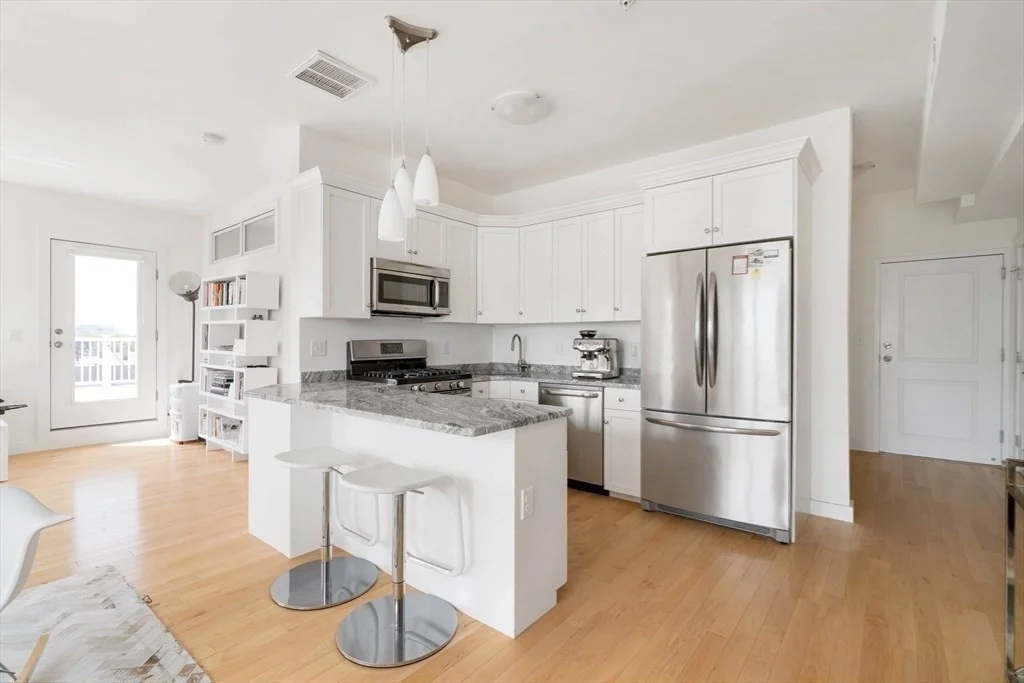 2 bed, 2 bath apartment for rent at 70 Prospect St Unit 403, Union Square — photo 9 of 33